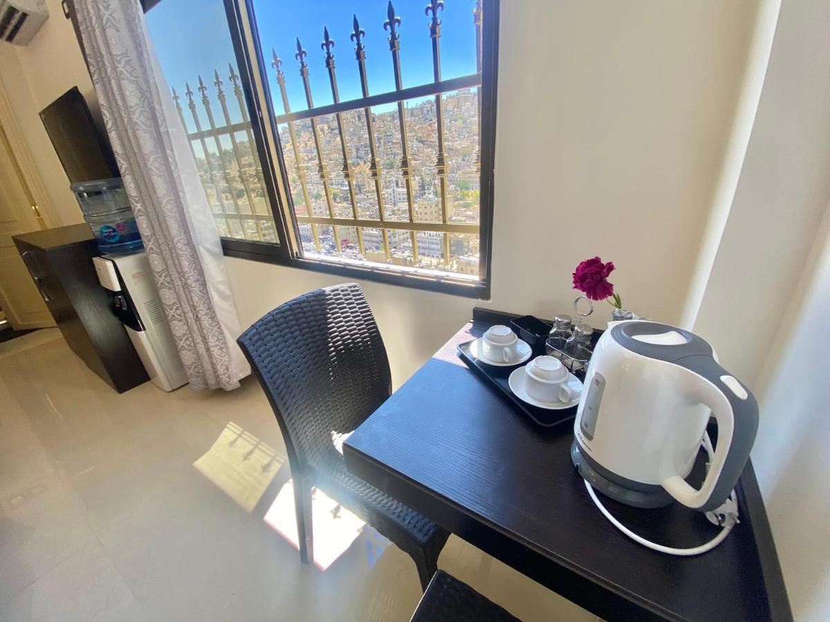 Villa Mira Guesthouse 2 - Downtown Central Amman - Al Diyrih Zewnętrze zdjęcie