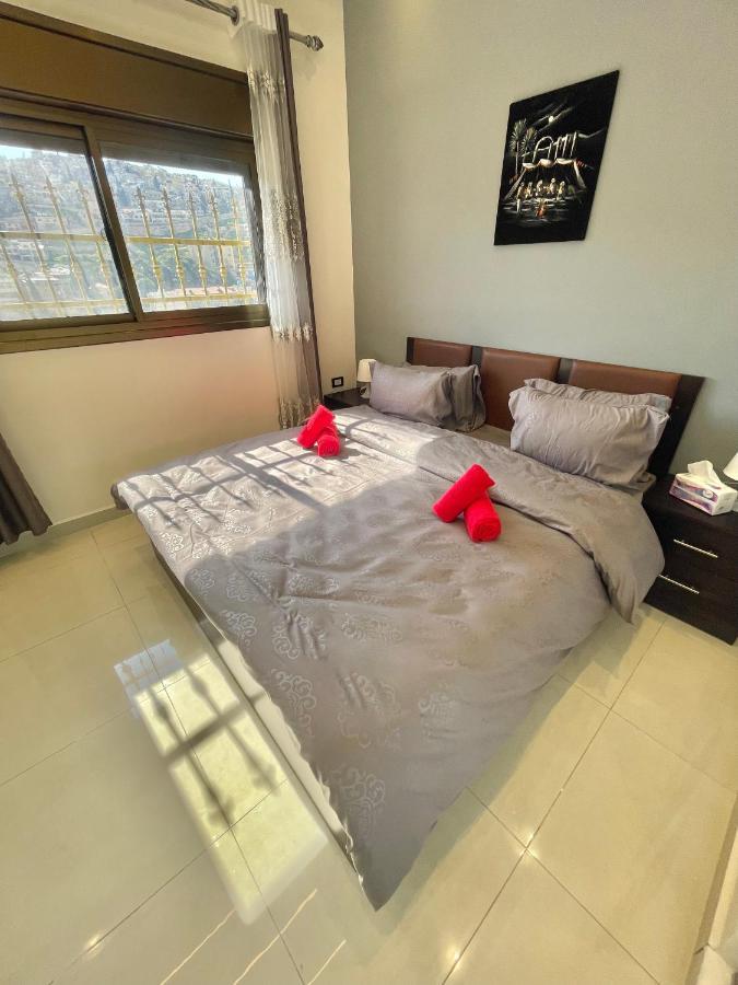 Villa Mira Guesthouse 2 - Downtown Central Amman - Al Diyrih Zewnętrze zdjęcie